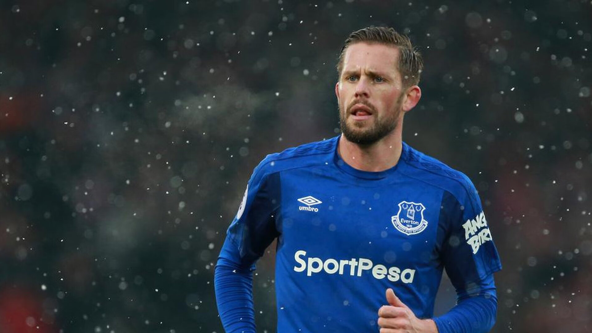 库里再创三分神迹,勇士主场力克强敌